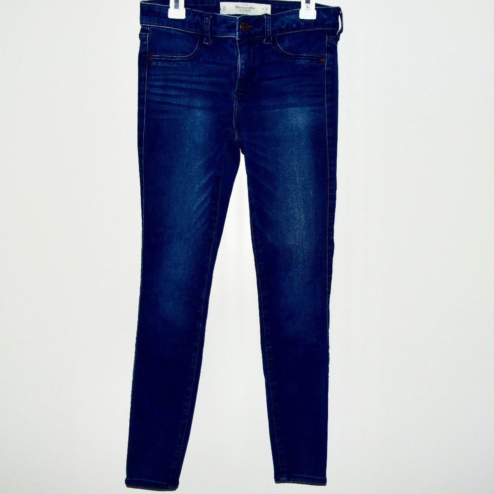 Abercrombie & Fitch Super Stretchy Denim Jean Legging - Size 2 Short, Waist 26